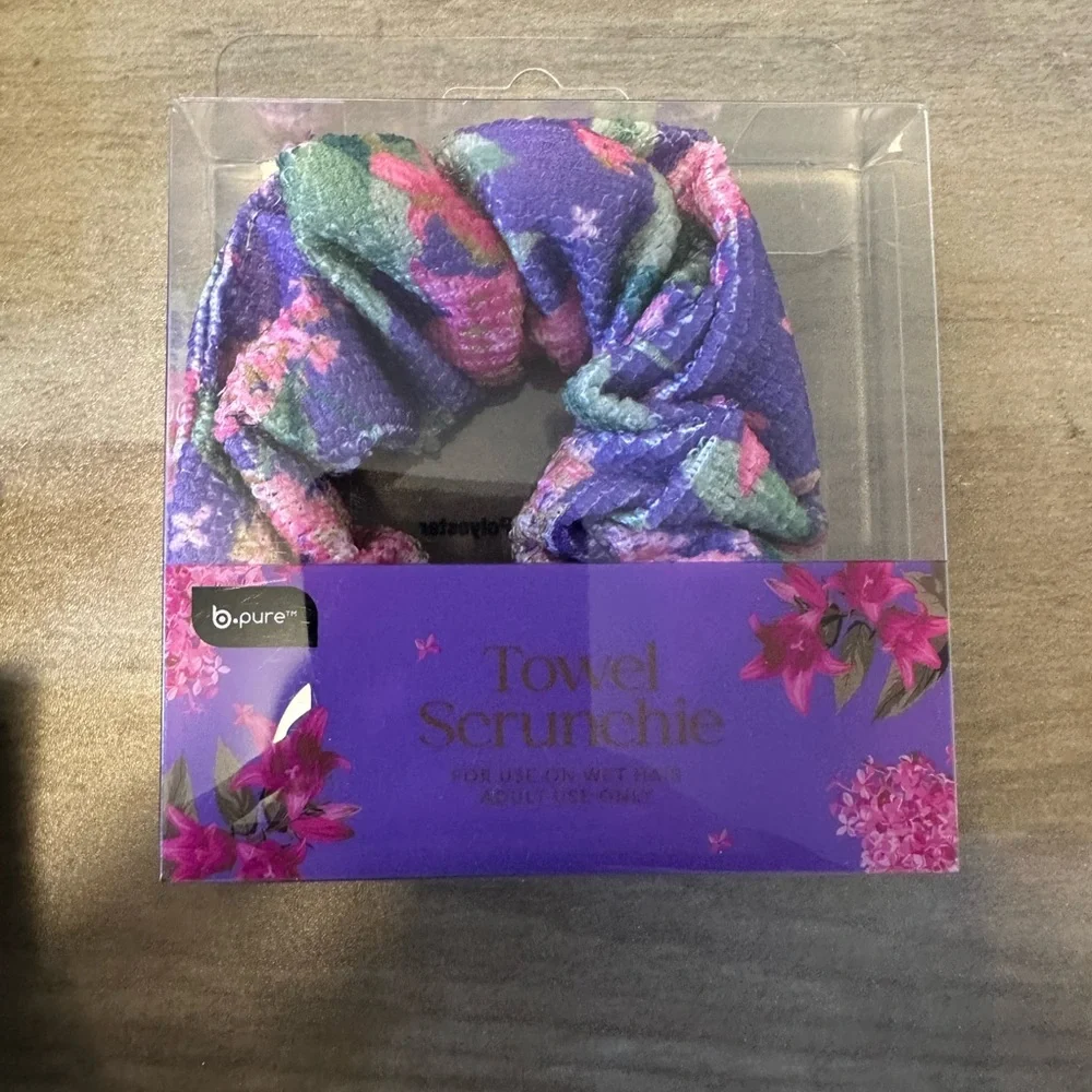 Hair‎ Lot Shampoo Bar, Towel Scrunchies, Claw Clip NEW